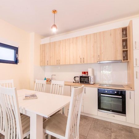Green Bay Apartments Morinj Kotor Dış mekan fotoğraf