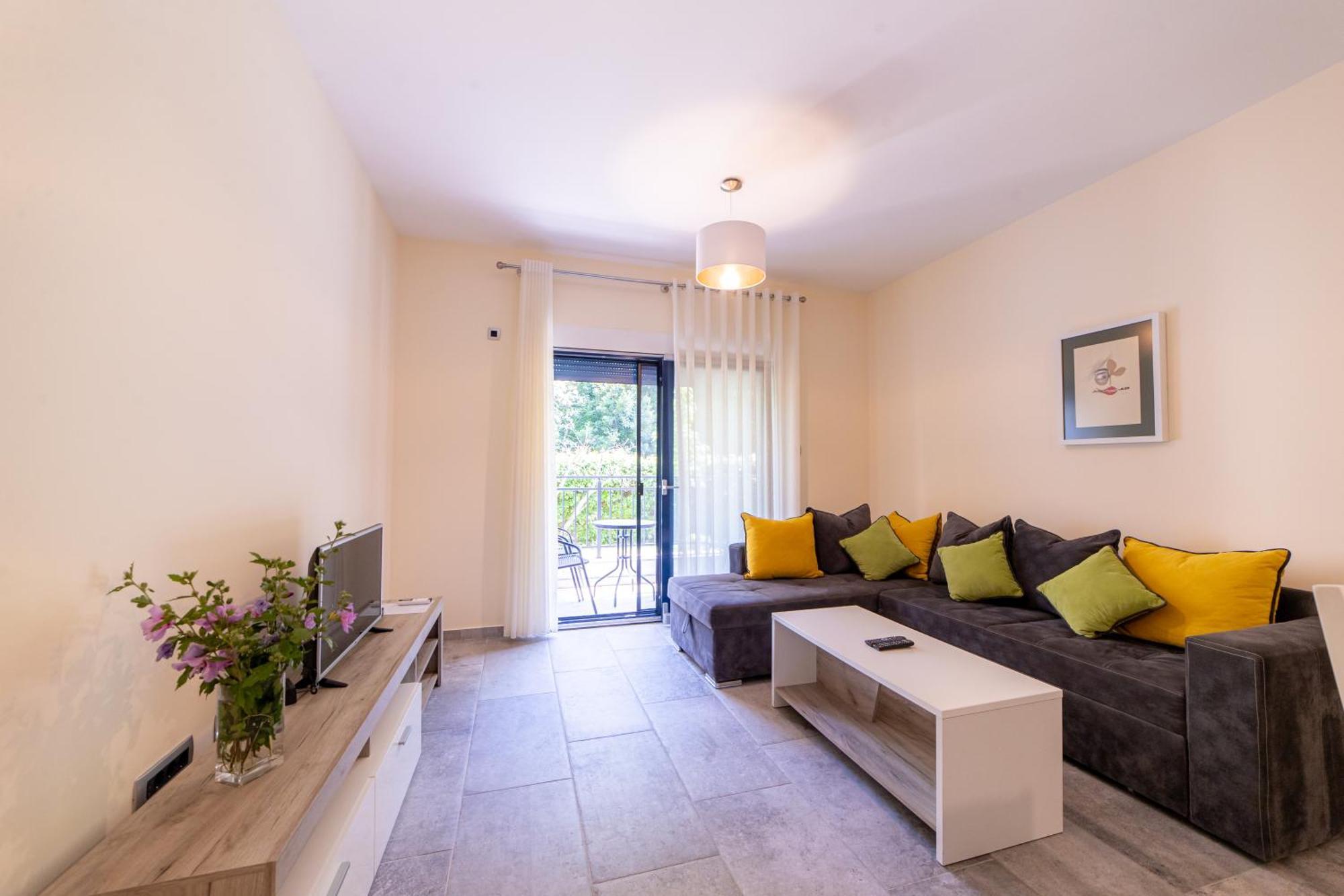 Green Bay Apartments Morinj Kotor Dış mekan fotoğraf
