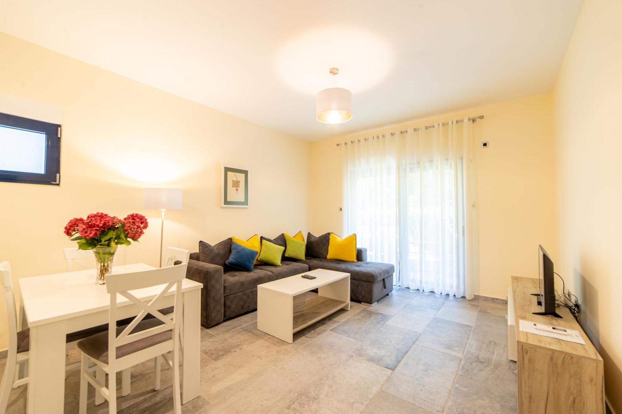 Green Bay Apartments Morinj Kotor Dış mekan fotoğraf