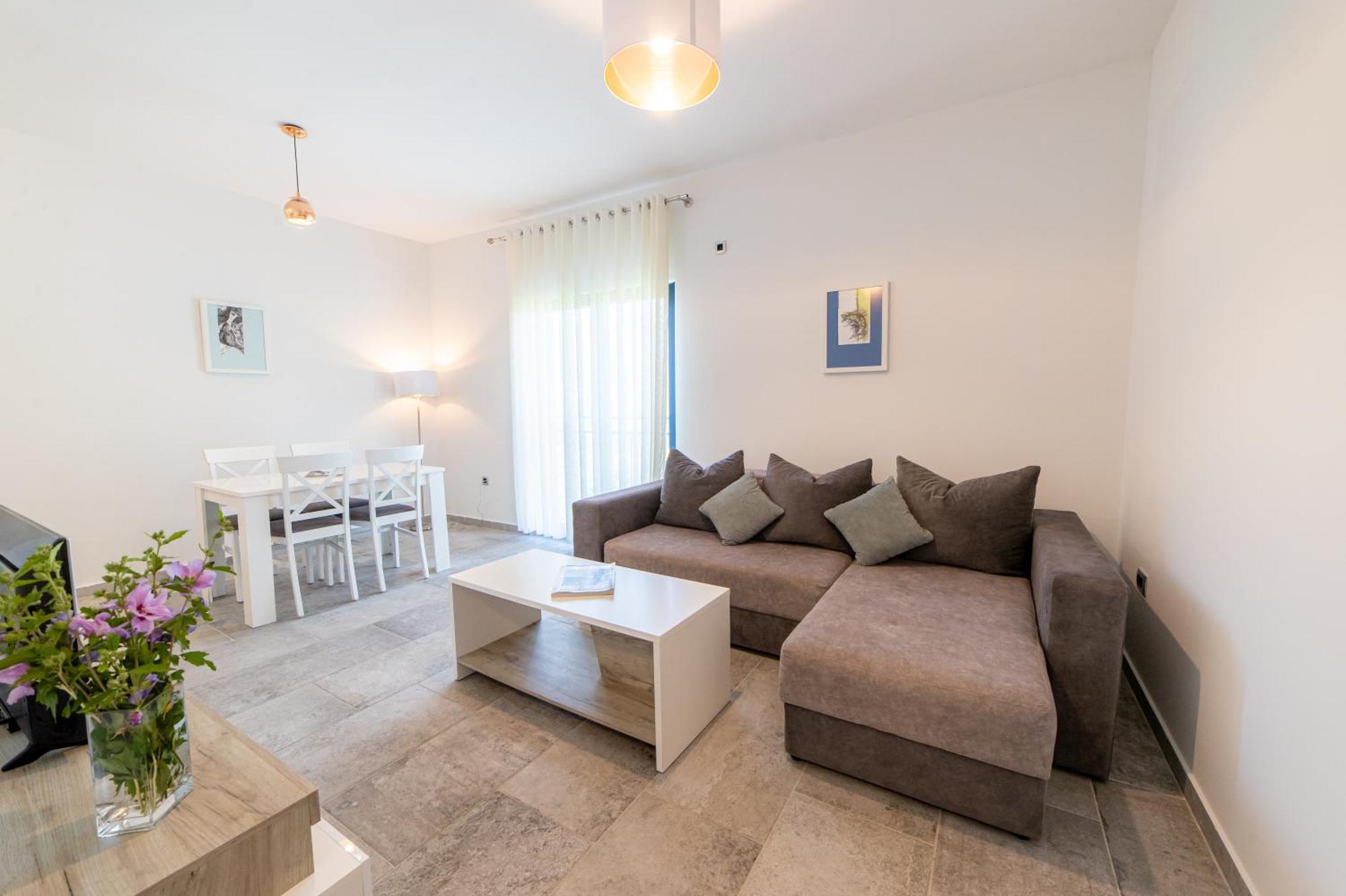 Green Bay Apartments Morinj Kotor Dış mekan fotoğraf