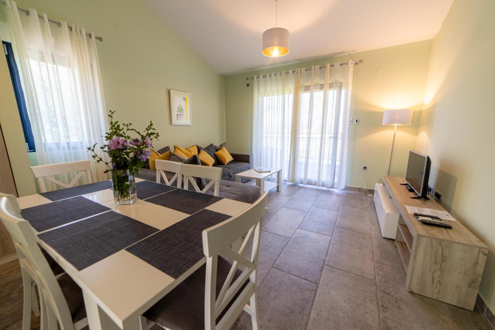 Green Bay Apartments Morinj Kotor Dış mekan fotoğraf