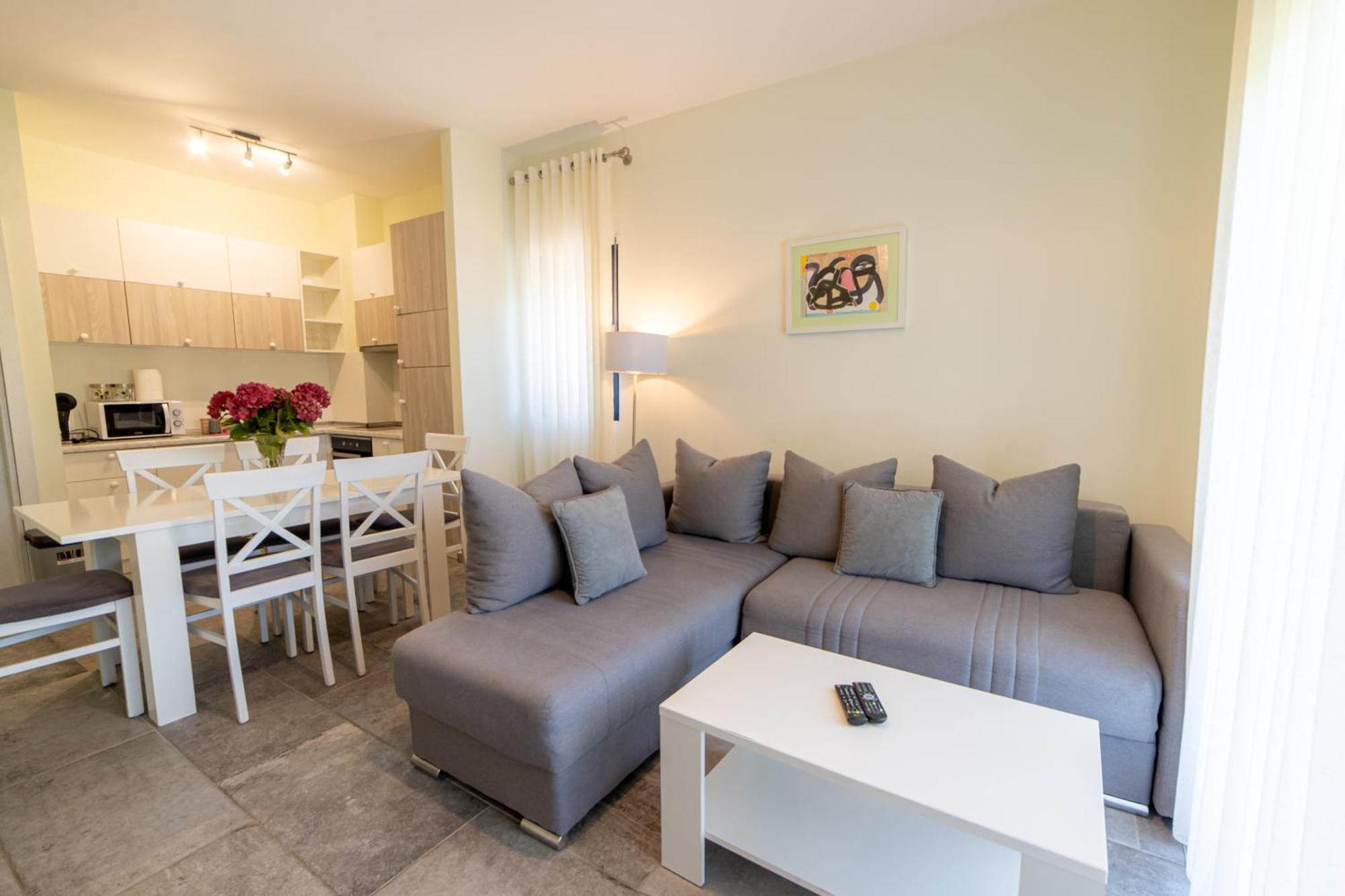 Green Bay Apartments Morinj Kotor Dış mekan fotoğraf