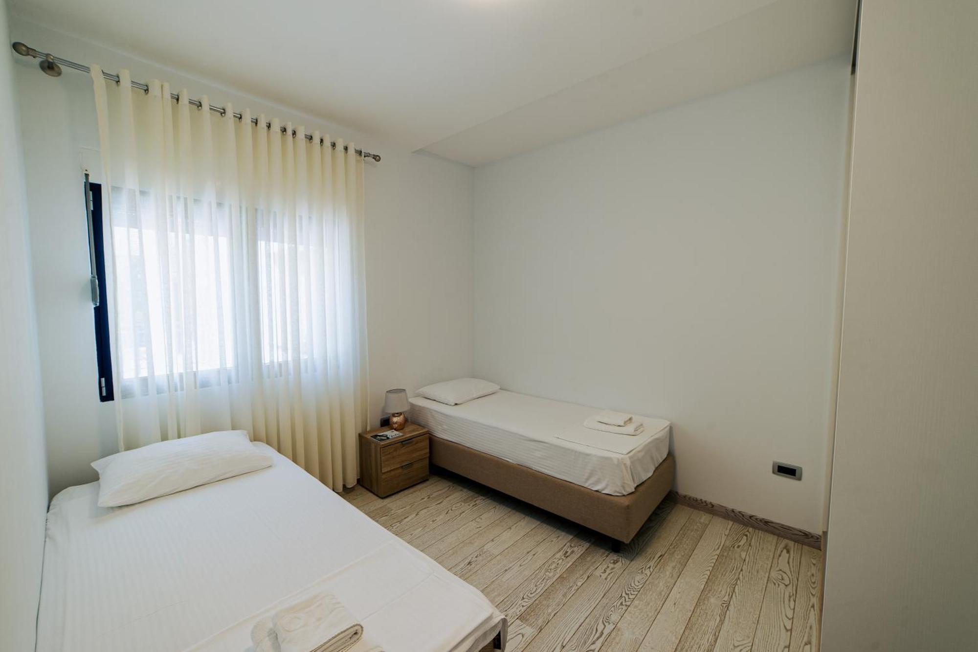Green Bay Apartments Morinj Kotor Dış mekan fotoğraf